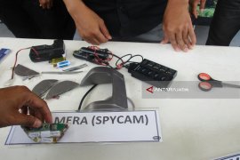 Sindikat "Skimming" Berhasil Dibongkar Polres Kediri