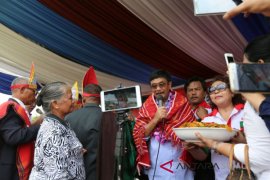 Djarot saiful hidayat tawarkan kepemimpinan "parhobas"