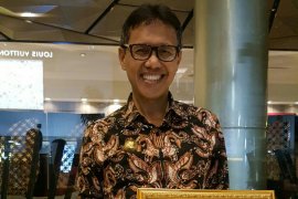 Gubernur Irwan Prayitno Raih Apresiasi SINDO Goverment Award 2018