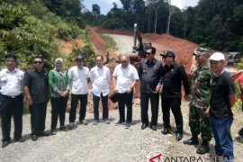 Akses jalan Kalbar - Kaltim bakal tembus tahun depan