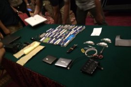 Polres Kediri Bekuk Pelaku "Skimming" ATM BRI