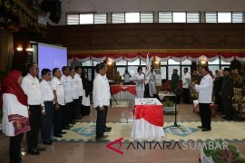 Pengurus PMI Sijunjung resmi dilantik, Ketua Sekda Zefnihan