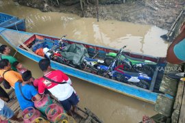 BC nunukan kembalikan sepeda motor milik WN Malaysia