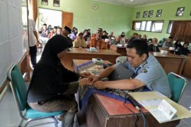 Kantor Imigrasi Madiun Selesaikan 1.500 Paspor Haji