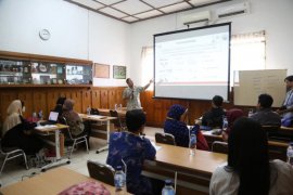 Diskusi kemometrika, ilmu baru untuk praktisi herbal