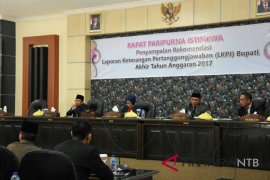 DPRD terima LKPJ Bupati Lombok Utara  2017
