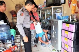 Polres Bangli razia warung jual minuman keras