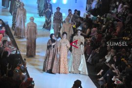 Malam Puncak Palembang Fashion Week Page 4 Small