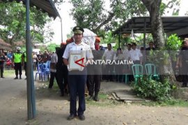 Jenazah Masinis KA Sancaka Dimakamkan