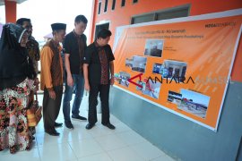 Bank Mega Renovasi Sekolah di Ogan Ilir Page 1 Small