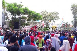 Ketua TP PKK Sulteng pimpin tari tobelo dan dero massal