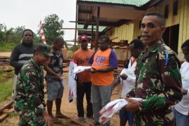 TNI Bangun Sembilan Rumah Masyarakat Kabupaten Sorong