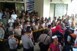 DPRD  Manado Terima Masukan Pendemo Buruh Sampah