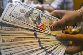 RUPIAH MELEMAH TERHADAP DOLAR Page 1 Small