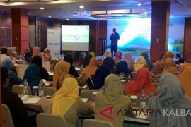 Kalbe Farma trained 100 Pontianak science teachers