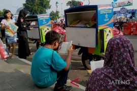 Pegiat perpustakaan Banyumas-Purbalingga gelar "Happy Reading Together"