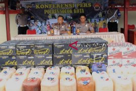 POLRESTA SOLOK RAZIA MIRAS  JELANG RAMADHAN