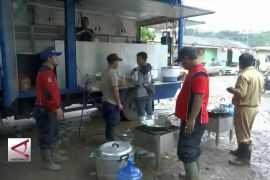 PMI Kota Cilegon buka dapur umum di wilayah banjir