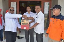 Pemkab dan PMI Salurkan Bantuan Banjir Ke Kampar Kiri.