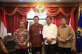 Pertemuan Ketua DPRD Kepri dengan Mendagri