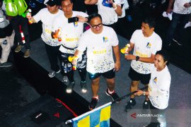 Menteri Rini Lepas Pelari "Mandiri Jogja Marathon"