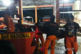 Seorang warga Nias Selatan hanyut di sungai