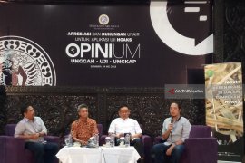 Akademisi Unair Didorong Gabung Aplikasi Opinium