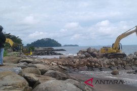 PENAMBAHAN BATU GRIB PANTAI PADANG Page 1 Small