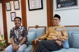 Unair Bantah Lakukan Survei Elektabilitas Cagub Jatim