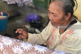 Hak Cipta Buat Perajin Batik Tuban Terlindungi