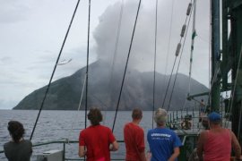 Memprihatinkan jalan menuju obyek wisata di Lembata