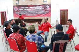 Tugas Caleg PDIP Banyuwangi Wajib Menangkan Gus Ipul-Puti