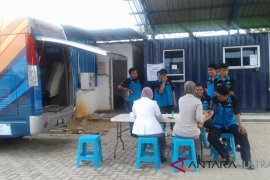 Pengemudi Bosowa-Taksi Kendari jalani pemeriksaan kesehatan gratis