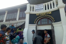 Wisatawan kecewa karena Museum Sultan Mahmud Badaruddin II  tutup Page 1 Small