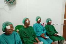 BKM Makassar layani pemeriksaan katarak di Sebuku