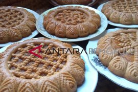Kue bay tat makin lekat kala ramadhan