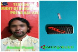 Pengedar selipkan sabu-sabu di pinggang