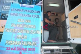 Perbankan se-Palembang buka layanan penukaran di BKB Page 4 Small