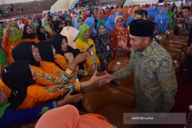 Mendikbud Minta Guru Sambut Siswa Masuk Sekolah