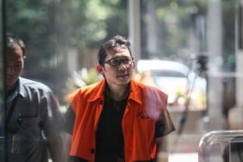 Pejabat Kemenkeu didakwa terima Rp8,39 miliar