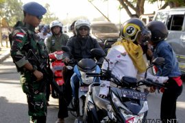 Perketat Pengamanan Bandara El Tari Page 1 Small