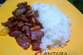 Artikel - Se'i, daging asap khas Kupang yang menggoda