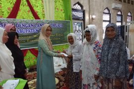 GOW Tapin buka bersama dengan Lansia