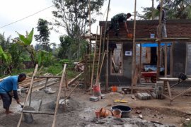TNI Percepat Rehabilitasi RTLH di Ponorogo
