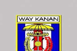 Anggota TNI-Polri patroli bersama cegah kriminalitas di Waykanan, Lampung