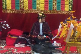 Cak Imin ditabalkan marga Harahap