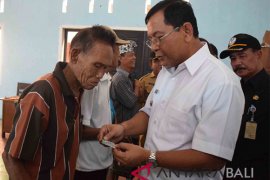 Buleleng targetkan tambahan 35.333 Kartu Indonesia Sehat