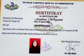 Calon Siswa Hafizoh 30 Juz Tak Lulus PPDB MAN 2 Model Pekanbaru, Kakanwil Kemenag Riau Kecewa