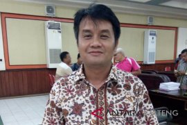 Komisi III DPRD Bartim minta OPD teknis awasi penerapan UMK