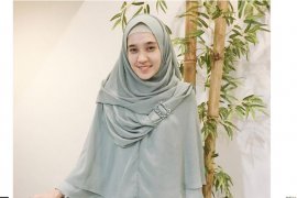 Dini Aminarti Tak Ingin Pria Batal Puasa